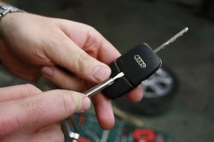 Batterie Wechseln Audi A4 Schlussel www inf inet com